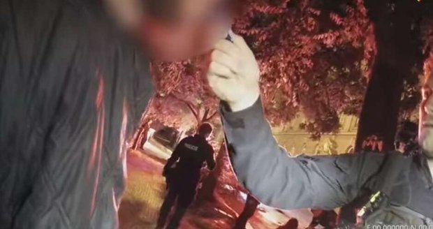 Policisté zadrželi opilého a zfetovaného řidiče skútru.