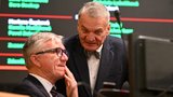 Kocourkov na zastupitelstvu v Praze: 18 hodin „fňukání“, zmatků a hádek! Na primátora se dál čeká