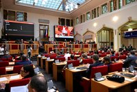 Jednání na pražském magistrátu: Zastupitelé přerušili zasedání do 24. listopadu