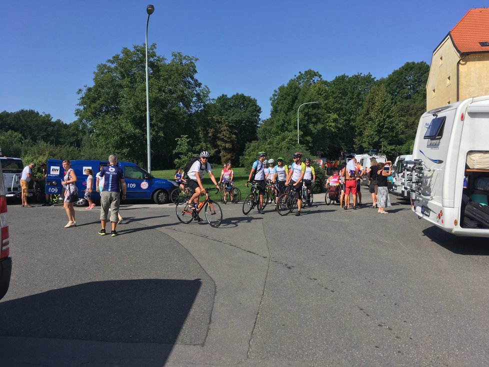 Metrostav handy cyklo maraton začal v Praze na Břevnově.