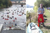 Dobrodružství na Vltavě! „Sandokan“ Petr sjel řeku na 17leté kánoi, centrem Prahy pluly stovky vodáků