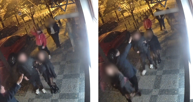 Muži hajlovali před židovským obchodem v Praze.