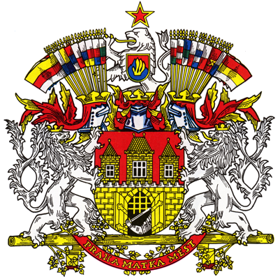 V roce 1964 pražský magistrát v čele s Ludvíkem Černým schválil novou podobu městského znaku. Rudou hvězdou nad hlavou lva se přihlásila k socialistickým metropolím.