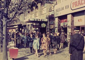 Fotograf z Amsterdamu navštívil v roce 1970 Prahu a nafotil zde unikátní sérii snímků.