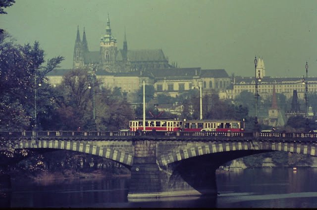 Fotograf z Amsterdamu navštívil v roce 1970 Prahu a nafotil zde unikátní sérii snímků.