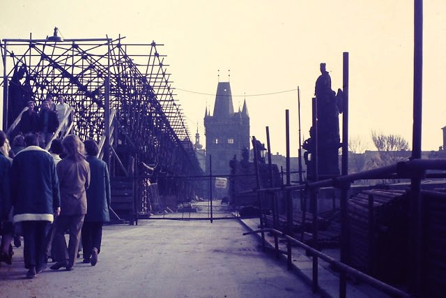 Fotograf z Amsterdamu navštívil v roce 1970 Prahu a nafotil zde unikátní sérii snímků.