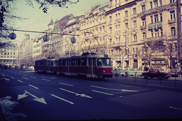 Fotograf z Amsterdamu navštívil v roce 1970 Prahu a nafotil zde unikátní sérii snímků.