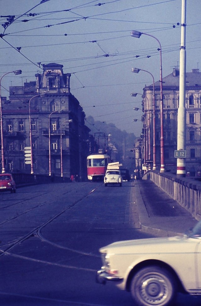 Fotograf z Amsterdamu navštívil v roce 1970 Prahu a nafotil zde unikátní sérii snímků.