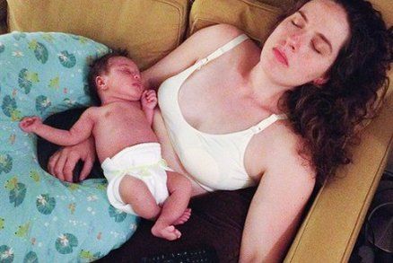 Fotografka zachytila mateřství: Tohle je skutečnost, ne fotky z Instagramu! 
