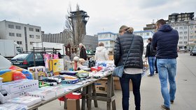 Nákup za hubičku: Na monstrózním blešáku na Nákladovém nádraží objevíte takřka vše!