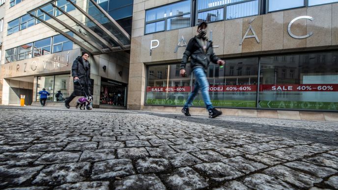 Nabídka zajímavých titulů na pražské burze klesá. Nabídka zajímavých titulů na pražské burze klesá.