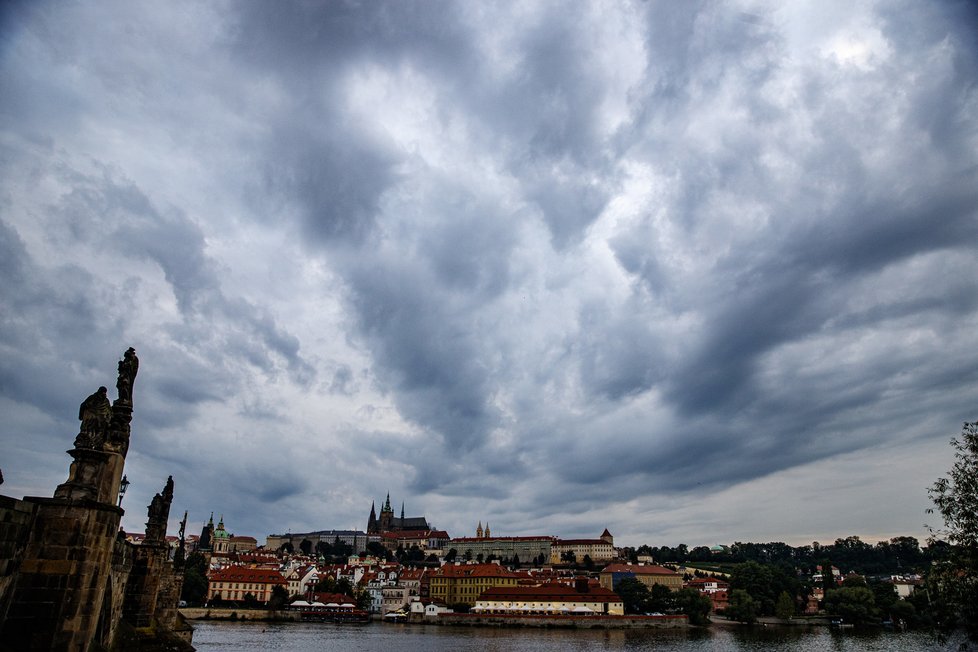 Praha v raném středověku bohatla na obchodování s limdi. (ilustrační foto)