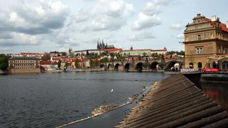 Kde strávit Valentýna? Praha je podle žebříčku nejlevnější volbou