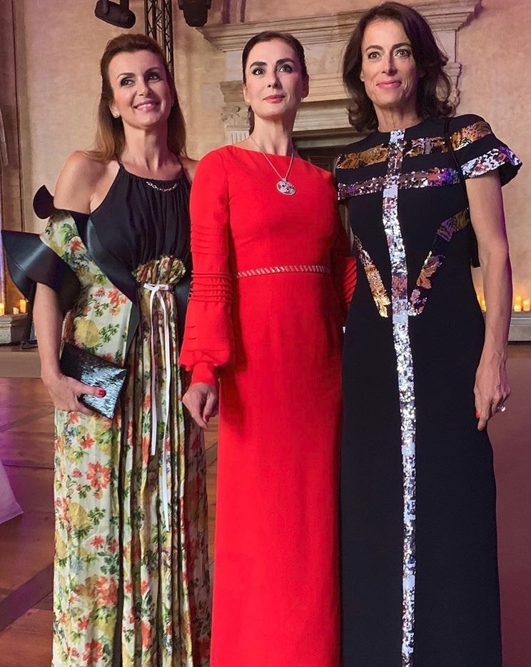 Globální ředitelka firmy Catherine Lacaze a umělecká šéfka přes šperky Francesca Amfitheatrof (vpravo).