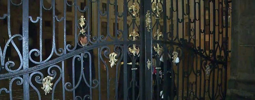 Zavřená Brána gigantů na Pražském hradě (9.3.2023)