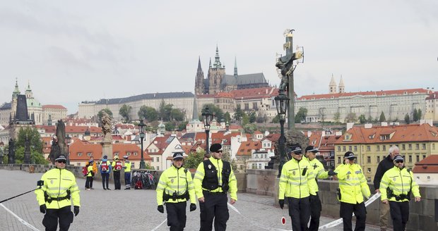 5. květen 2019: V Praze se uskutečnil další ročník Pražského maratonu. Na pořádek dohlíželi pražští strážníci a policisté, v pohotovosti byly rovněž i záchranářské jednotky.