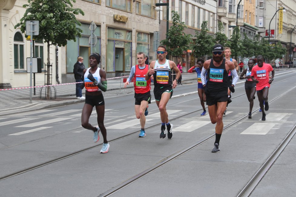 Pražský maraton v květnu nebude. Hledá se nový termín.