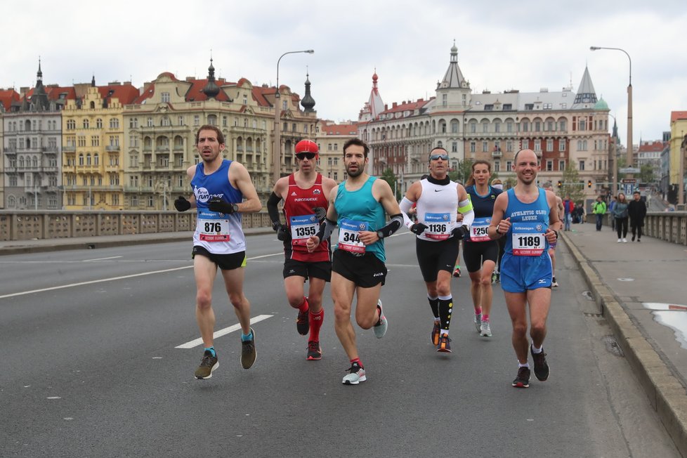 Pražský maraton v květnu nebude. Hledá se nový termín.