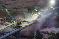 Rozšíření mostu přes Počernický rybník na Pražském okruhu vyjde na 1,5 miliardy: ŘSD uzavřelo smlouvu