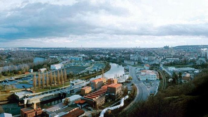 Pražský
problém.
Ústřední
čistírna
odpadních
vod na
Císařském
ostrově Pražský
problém.
Ústřední
čistírna
odpadních
vod na
Císařském
ostrově