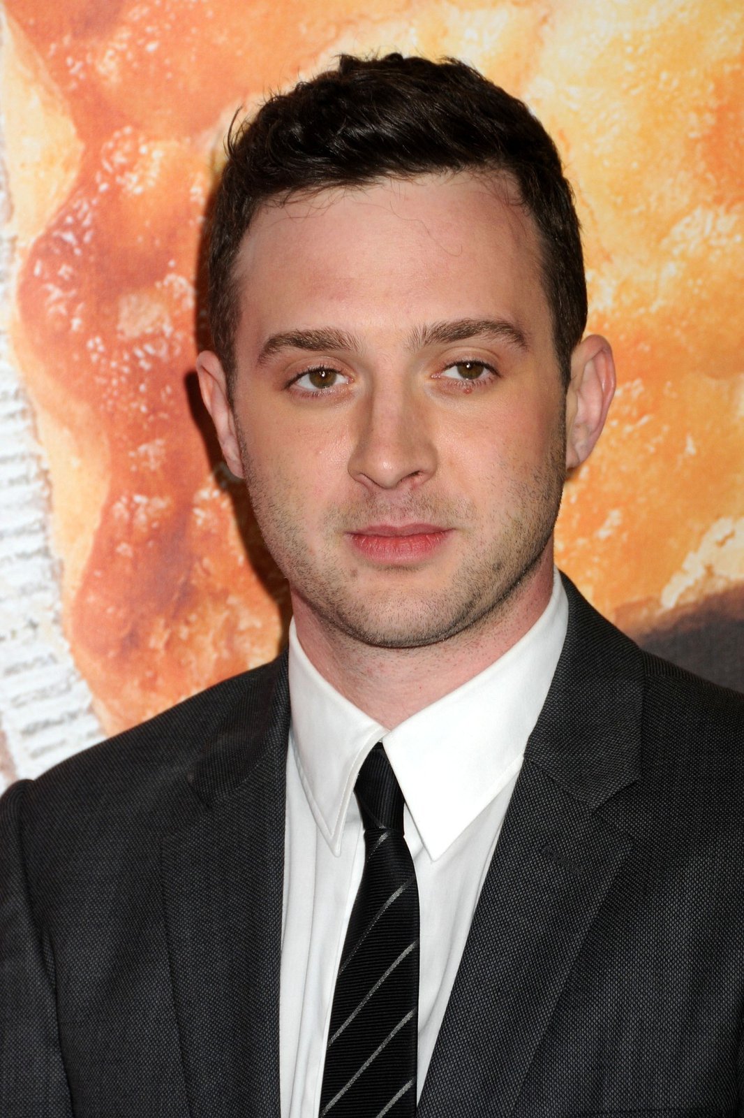 Eddie Kaye Thomas jako Paul Finch.