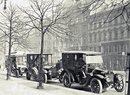 Stanovišti taxíků na pražském Václavském náměstí v roce 1913