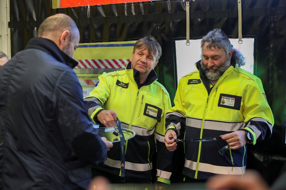 Ředitel pražské záchranky Petr Kolouch a řidič modulů hromadného neštěstí