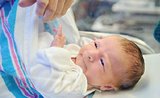 Jak pečovat o předčasně narozené miminko, aby z něj vyrostlo šťastné dítě