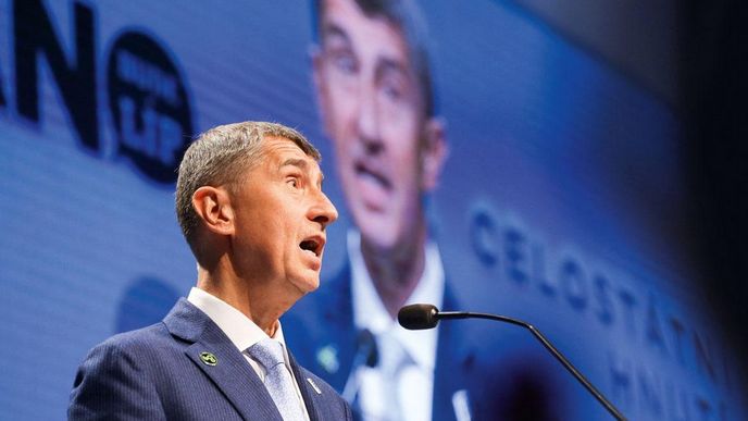 Předseda ANO Andrej Babiš na sněmu strany