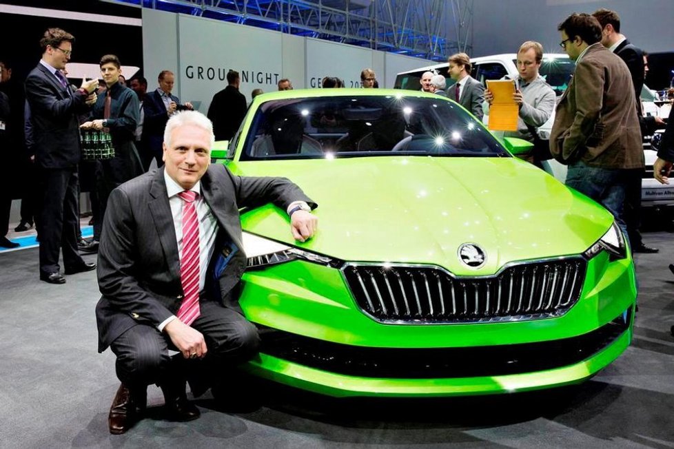 Předseda představenstva společnosti Škoda Auto Winfried Vahland představil designovou studii Škoda Vision C 3. března v Ženevě v předvečer zahájení ženevského autosalonu.