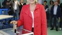 Předsedkyně francouzské Národní fronty Marine Le Penová u voleb Předsedkyně francouzské Národní fronty Marine Le Penová u voleb