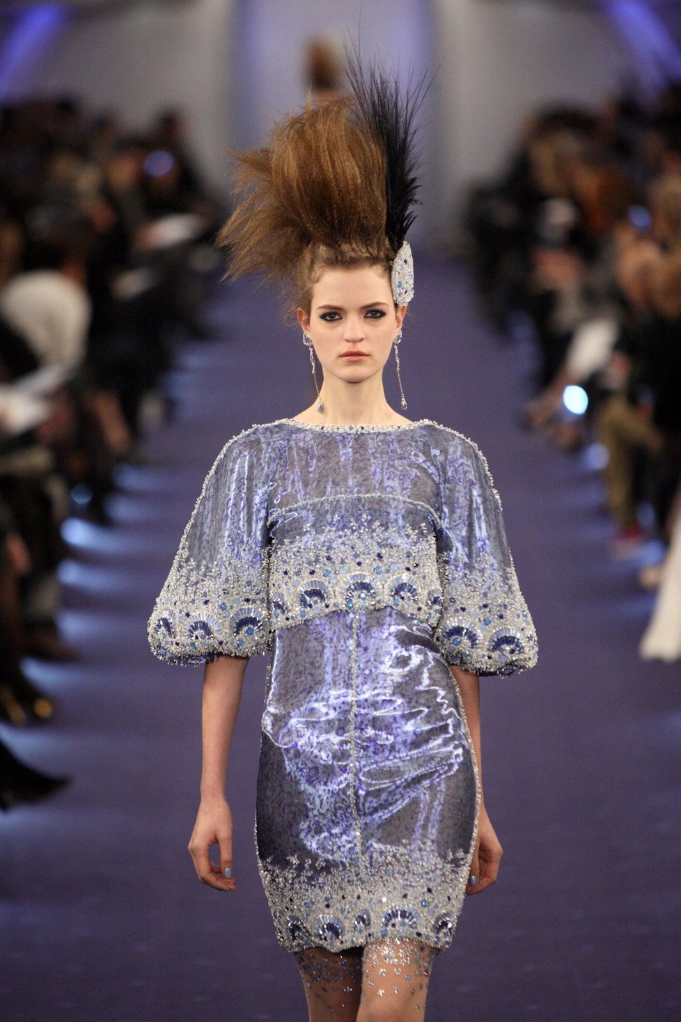 Lagerfeld oblékl Chanel do modrého \\&#34;kabátku\\&#34;