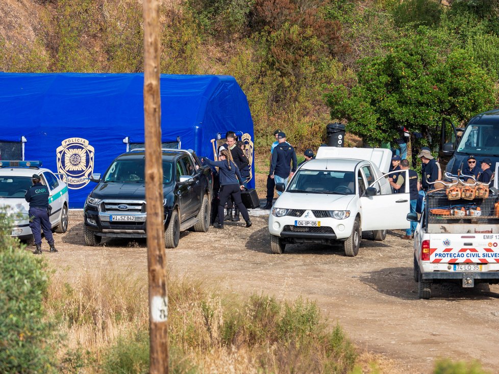 Policie pátrá v okolí portugalské přehrady Arade (květen 2023)