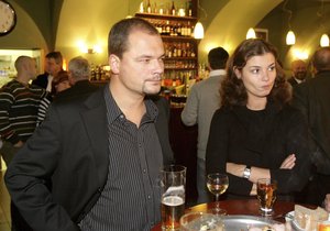 S manželkou Martinou Preissovou (na snímku) je spojuje láska k vínu