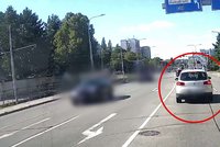 Ucpané Brno a překotný porod: Strážníci protáhli maminku na sál za tři minuty