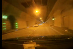 Závodník (45) se kolem policejního civilního vozu v královopolském tunelu, kde platí šedesátka, prohnal rychlostí 167 km/h.