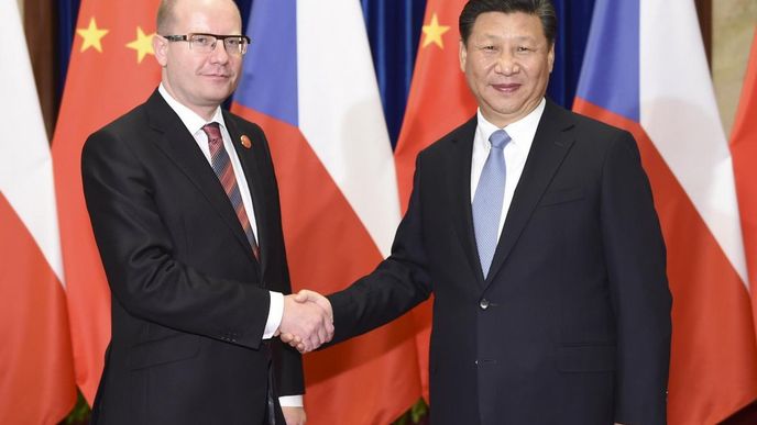 Premiér Bohuslav Sobotka a čínský prezident  Xi Jinping