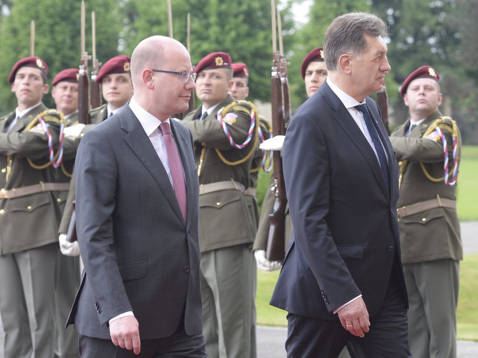 Premiér Bohuslav Sobotka se svým litevským protějškem