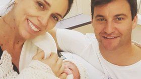 Novozélandská premiérka Jacinda Ardernová porodila holčičku, váží 3,31 kila