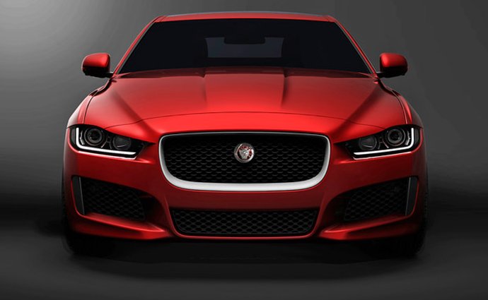 Jaguar XE poodhaluje svá tajemství, dostane šestiválec z vozu F-Type