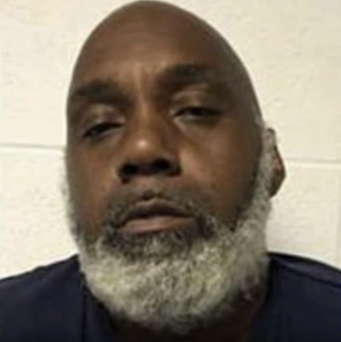 Útočník Charles Miles si ve vězení pobyl pouhé dva měsíce.