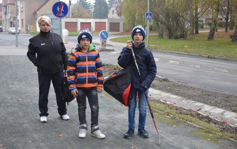 Lubošova máma malé hokejisty už raději doprovází.