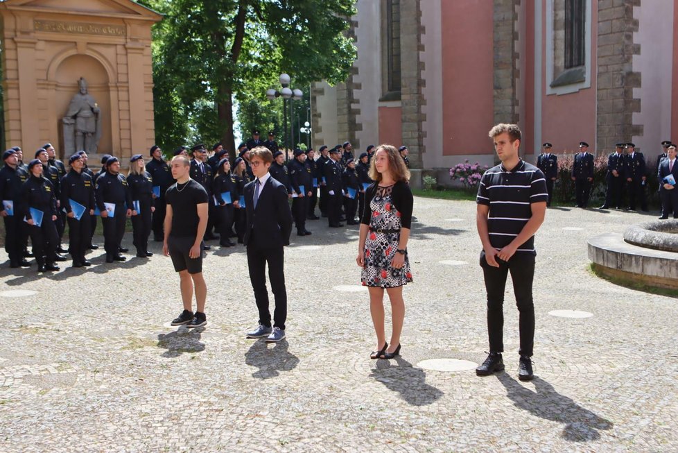 Projekt Přes bariéry s policií opět pomohl, tentokrát sedmnáctileté Dáše.