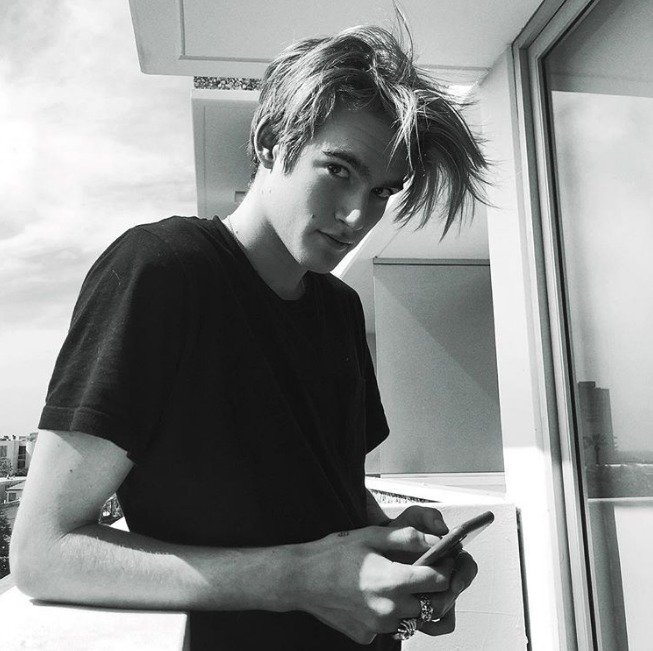 Presley Gerber je synem topmodelky Cindy Crawfordové.