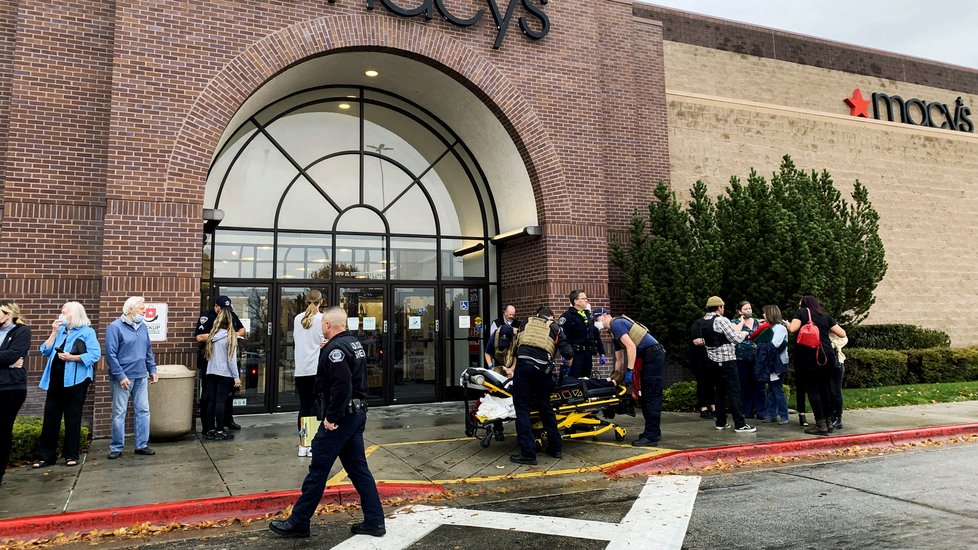 Střelba v nákupním středisku v americkém městě Boise si vyžádala mrtvé.