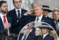Trump se ujal vlády nad USA: Melania v klobouku, tři plesy a rodina i Musk po boku!