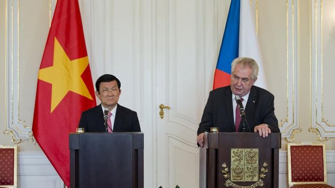 prezident Miloš Zeman a vietnamský prezident Truong Tan Sang