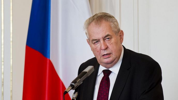 Prezident Miloš Zeman během „nekonečné“ tiskové konference