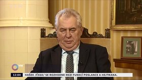 Miloš Zeman jako host Otázek Václava Moravce v prvním povolební rozhovoru nepůsobil příliš ve formě.