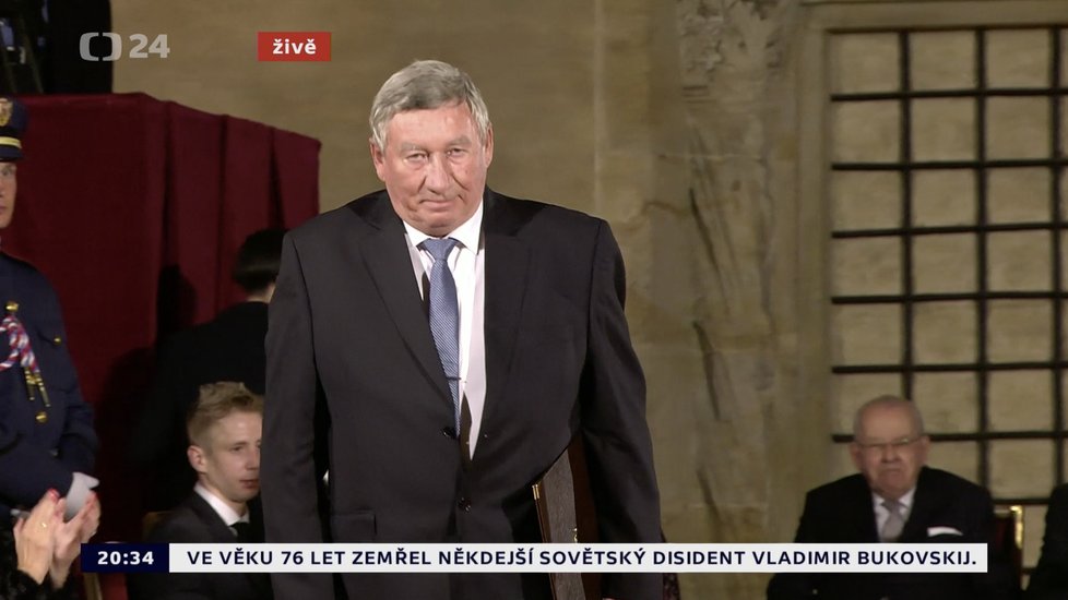 Prezident Miloš Zeman udělil Řád Bílého lva Jaroslavu Selnerovi (28. 10. 2019)